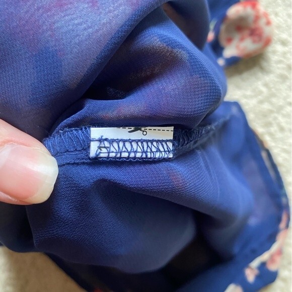 Forever 21 Floral Ruffle Shoulder Blouse - Picture 7 of 9